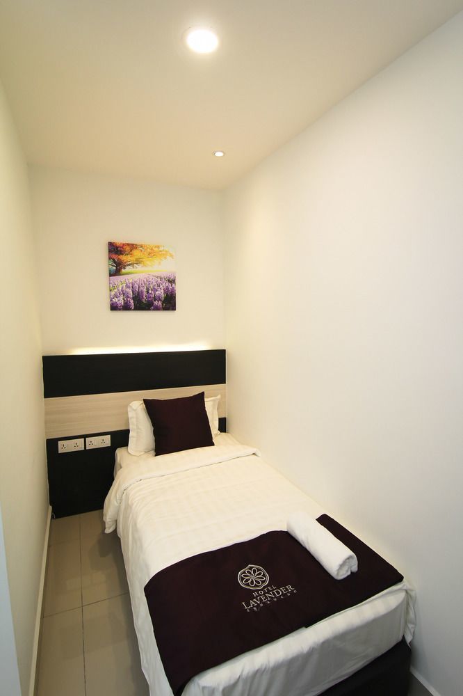 Hotel Lavender Senawang 3*
